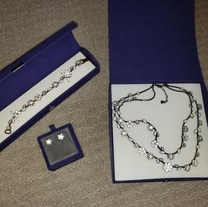 Vintage Fashion Jewelry- flowers/crystal, 3 pieces